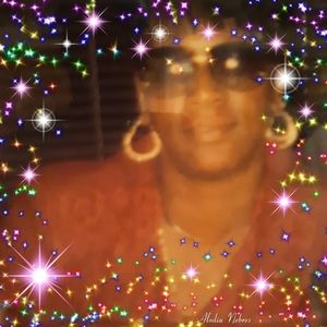 Meet your Posher, Shirley